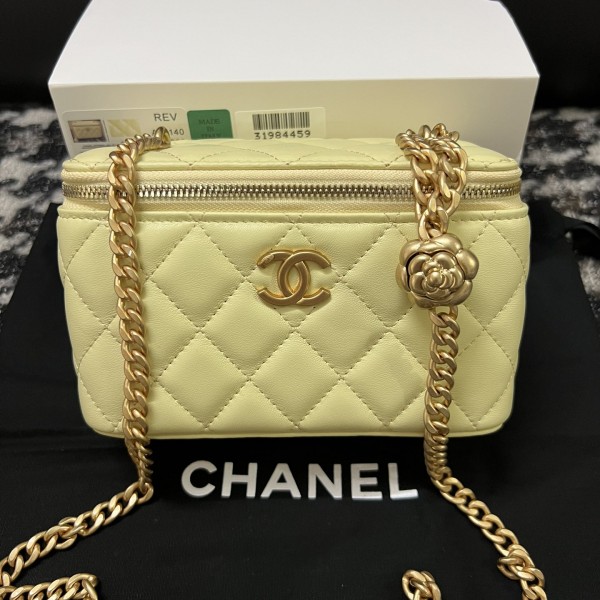 「#10366」Chanel 23s 23s Camellia Adjustable Buckle Long Box A68140