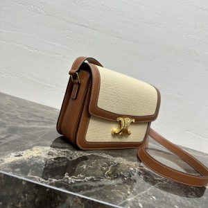 「#3871」CELINE  TRIOMPHE 187366 22 X 16.5 X 7