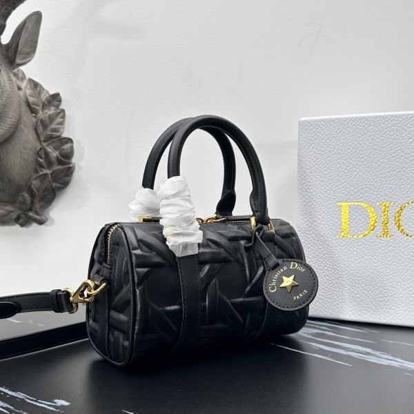 「#2097」 dior 1365 black  16 x 11 x 8cm