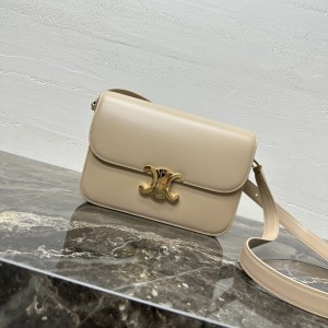 「#3876」CELINE  TRIOMPHE 187366 22 X 16.5 X 7