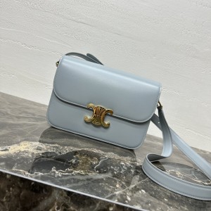 「#3877」CELINE  TRIOMPHE 187366 22 X 16.5 X 7