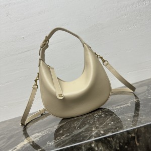 「#3890」CELINE TEEN LULU 120723 21 X 24 X 5