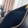 「#3913」CELINE  114342FF7.04LU  22 X 30 X 14
