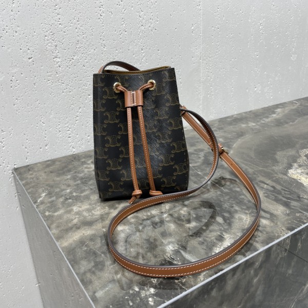 「#3923」CELINE SAILOR 10M742 13.5 X 17.5 X 11