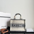「#3936」CELINE CABAS THAIS  25.5 x 18.5 x 12