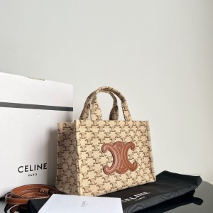 「#3937」CELINE CABAS THAIS  25.5 x 18.5 x 12