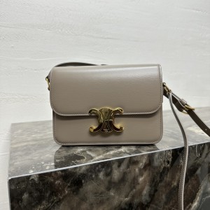 「#3950」CELINE TEEN TRIOMPHE  188423 18.5 X 14 X 6