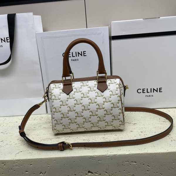 「#3958」CELINE 113773 19.5 X 14 X 7