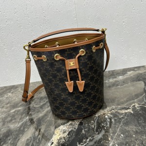 「#3962」CELINE CLARA 116882 20 X 24 X 20