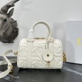 「#2099」 dior 1365 White 20.5 x 13.5 x 12cm