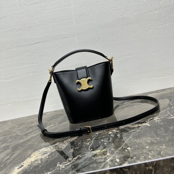 「#3982」CELINE LOUISE 10N473 13.5 X 16 X 10 「#3982」CELINE LOUISE 10N473 13.5 X 16 X 10