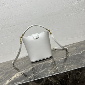 「#3984」CELINE  LOUISE  10N473 13.5 X 16 X 10