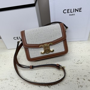 「#3989」CELINE  Teen Triomphe 188423 18.5 X 14 X 6