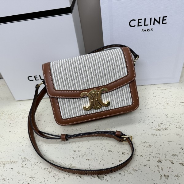 「#3989」CELINE  Teen Triomphe 188423 18.5 X 14 X 6