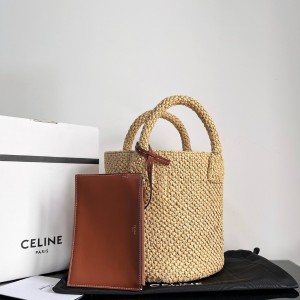 「#3996」CELINE Cuir TRIOMPHE  23 x 23 x 22