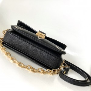 「#0010」Louis Vuitton  Pochette Métis East West  21.5 x 13.5 x 6.0 