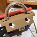 「#4204」 Hermes Milk Tea Kelly Doll Mosaic Doll Bag 19cm