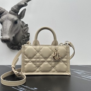 「#2123」 dior 1160 Milk tea color 21.5 x 13 x 7.5cm