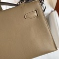 「#4214」 Hermès 1st Generation Swift Leather Biscuit Color Gold Buckle Kelly Bag 22cm