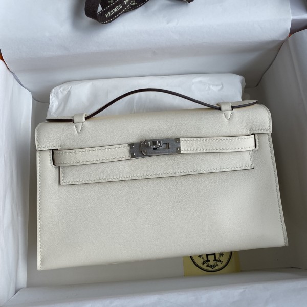「#4218」 Hermès 1st Generation Swift Leather Milkshake Silver Buckle Kelly Bag 22cm
