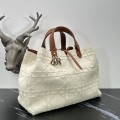「#2135」 dior 1165 White  37×20×28.5cm