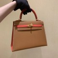 「#4239」 Hermès Epsom Brown and Tomato Red Gold Buckle Kelly Bag 25cm