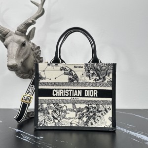 「#2150」 dior M1325CETW-M06E  black 26×12×21cm 