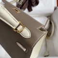 「#4246」 Hermès Epsom Elephant Grey Milkshake Platinum Buckle Kelly Bag 25cm