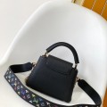「#0073」Louis Vuitton Capucines  M13878 27.0 x 17.3 x 9.0