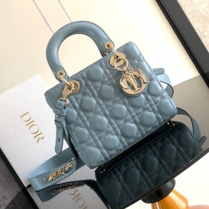 「#2011」dior M0538  Sky Blue  20 x 17 x 8 （cm）