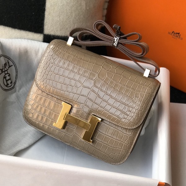 「#4300」Hermès Brown Crocodile Pattern Constance Gold Buckle Bag 19cm