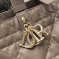 「#2186」 dior 1140 Milk tea color 28.5×19×21.5cm