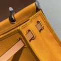 「#4328」 Hermès Turmeric Herbag 31CM 「#4328」 Hermès Turmeric Herbag 31CM