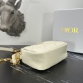 「#2191」 dior 1166 White19 x 13 x 4.5cm