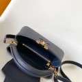 「#0126」Louis Vuitton  Capucines  M24729 21.0 x 13.6 x 8.0