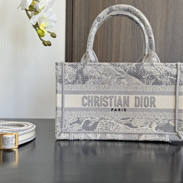 「#2207」 dior 7001  21.5X13X7.5