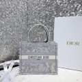 「#2211」 dior  8002  26.5 x 21 x 14cm