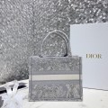 「#2211」 dior  8002  26.5 x 21 x 14cm