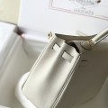 「#4045」 Hermès Milkshake Platinum Buckle Kelly 28cm Togo Cowhide